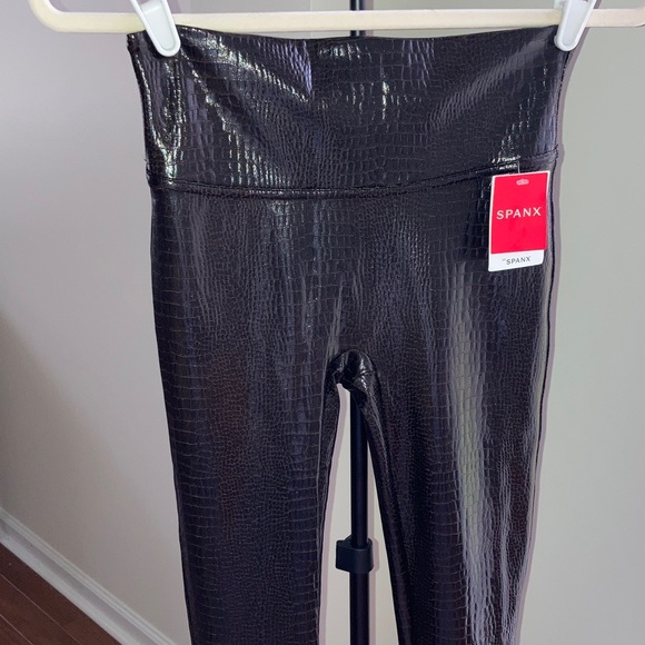 SPANX Glossy Brown/Black Crocodile pattern Leggings (S) - Picture 3 of 8